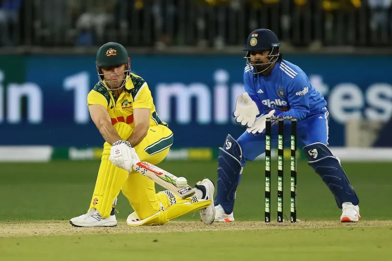 India vs Australia live score – Explosive Match Updates & Highlights